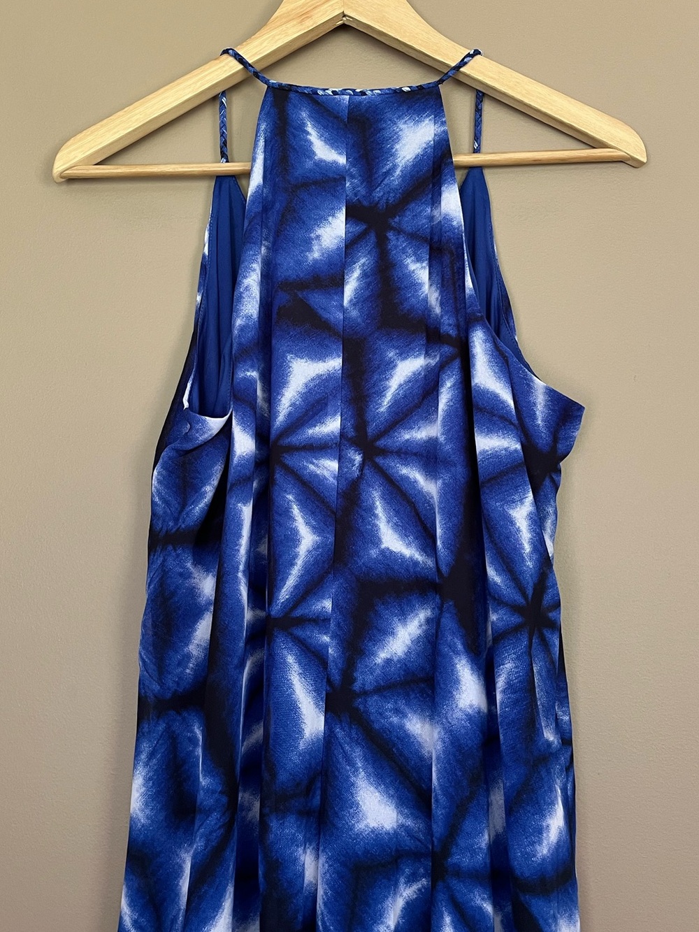 {Calvin Klein} Racerback Chiffon Trapeze Dress with Asymmetrical Hemline - 8 - Picture 6 of 11